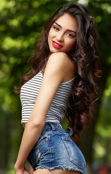International dating portrait on RussianBeautyDate